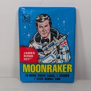 Vintage 007 James Bond Moonraker Trading Card Pack 1979